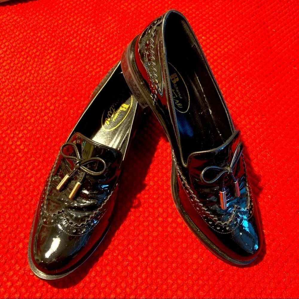 BROWNS COUTURE Sz 37.5 Patent Leather Oxford Style Loafer Dark Academia Shoes